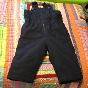 Old Navy snow bibs 12-18m